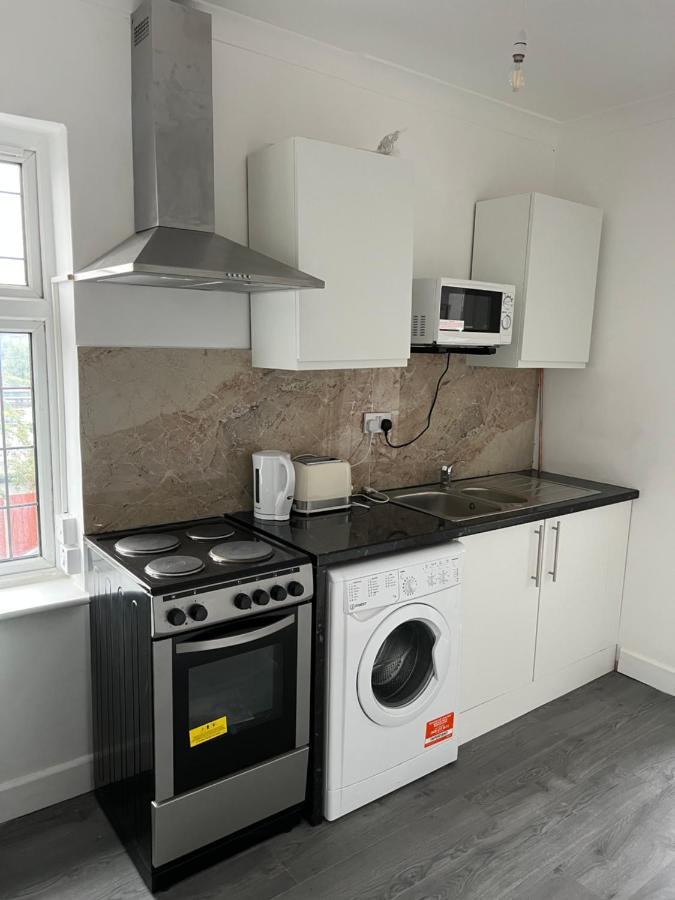 Starlet Property Wanstead Exterior foto