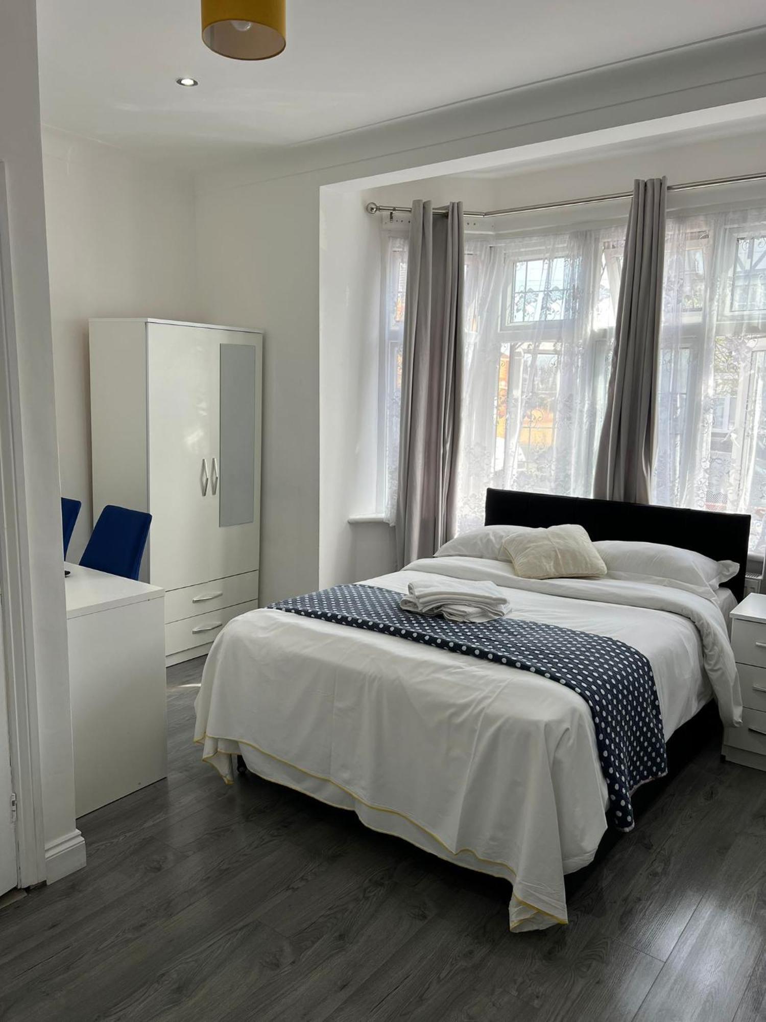 Starlet Property Wanstead Exterior foto